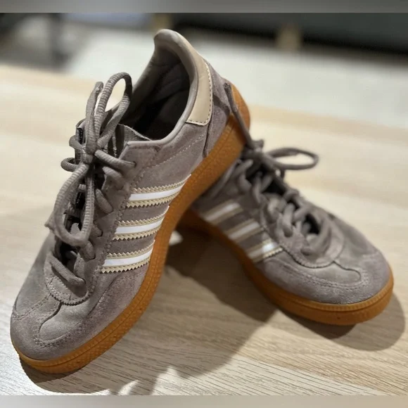 adidas gazelle silver green womens adidas Retrocross 25 Spikeless Golf Shoes - Women's - Cloud White / Wonder Taupe / Warm Clay